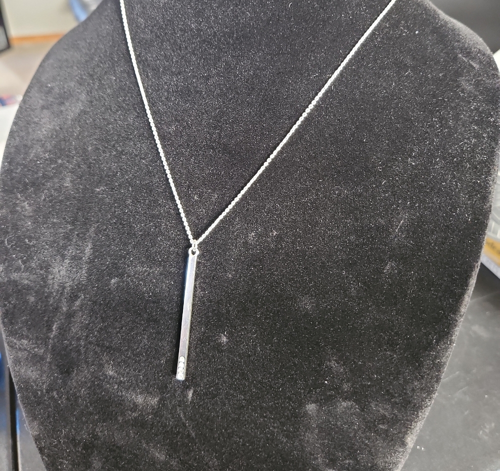 LC Lauren Conrad Silver Bar Necklace